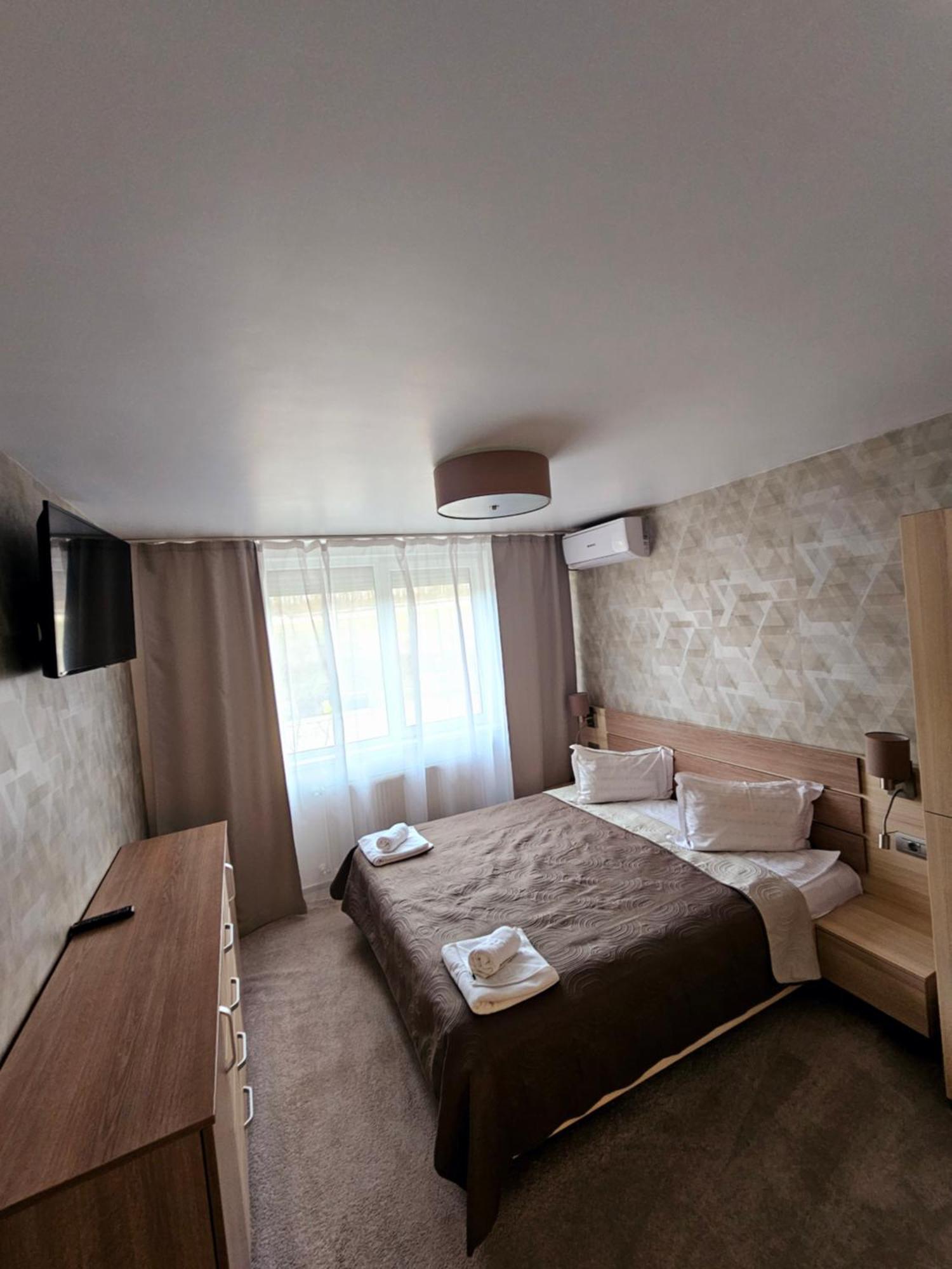 Cazare Apartamente Iris Băile Felix エクステリア 写真