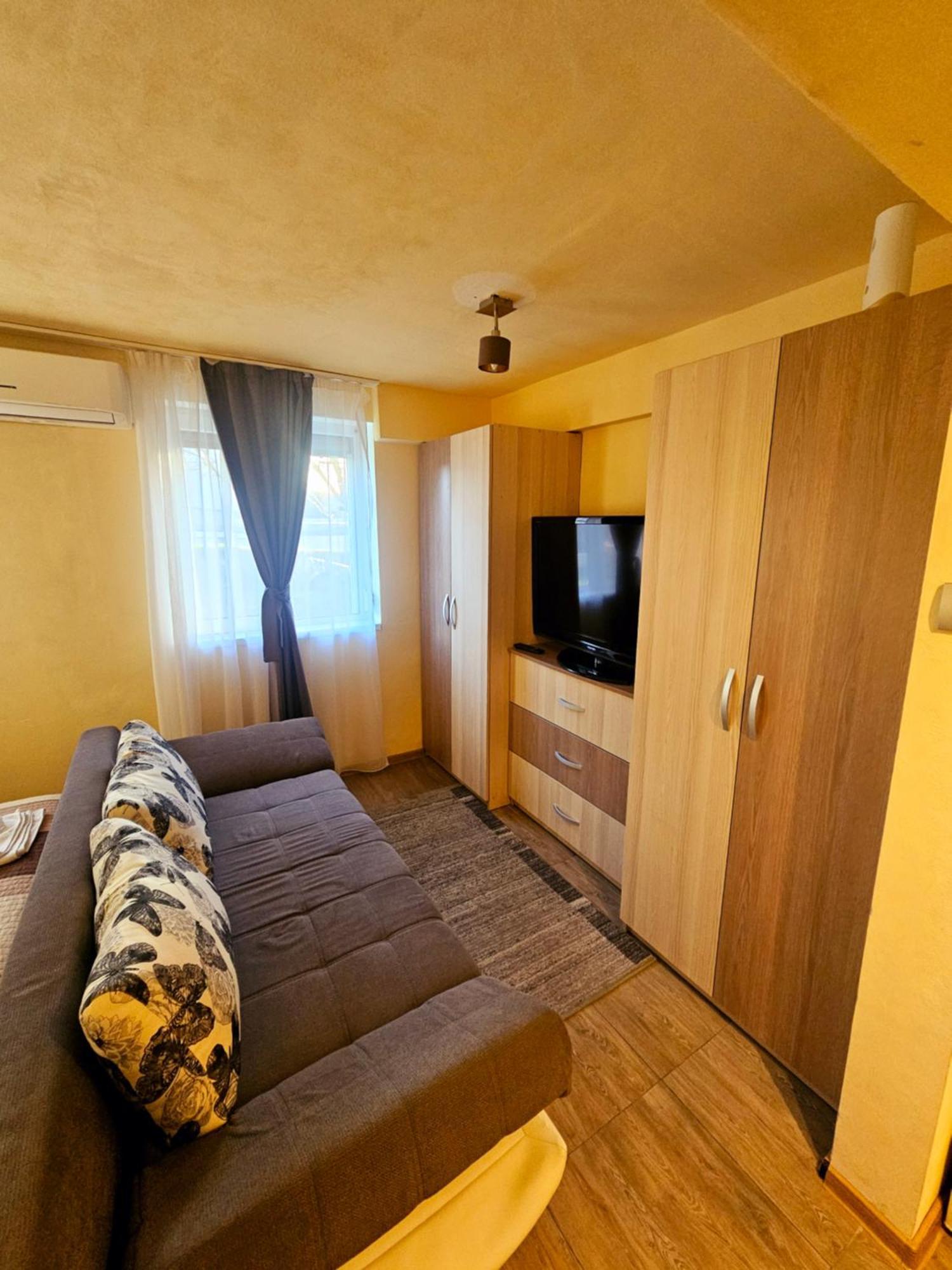 Cazare Apartamente Iris Băile Felix エクステリア 写真